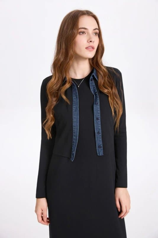 קרדיגן עם צווארון ג'ינס + שמלת מקסי ללא שרוולים